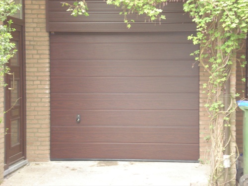 Van Dam - Hormann garagedeur M-profilering Decograin